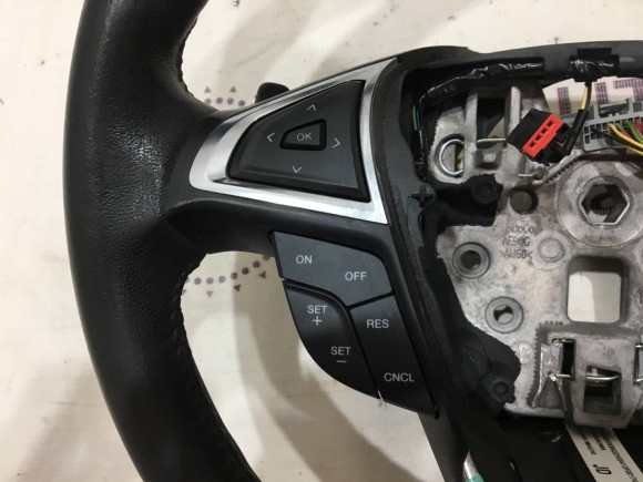 Кнопки управления (на руле) лев Ford Edge 16- DG9Z9C888NC