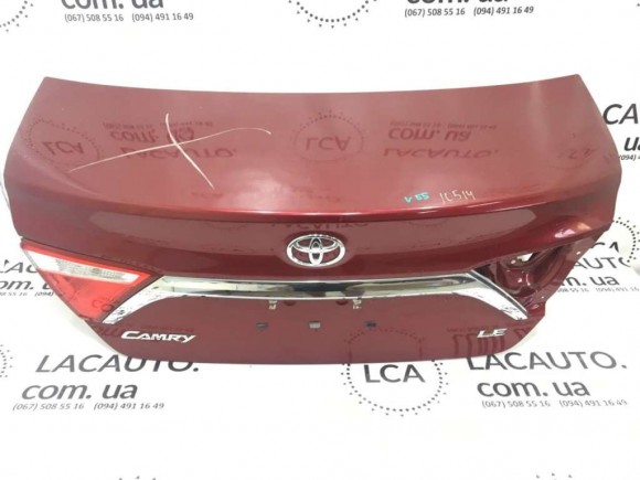 Крышка багажника Toyota Camry v55 15-17  тычки 64401-06A40