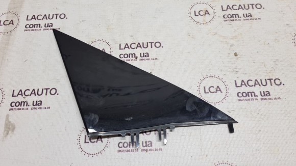 Накладка зеркала треугольник наружняя передняя правая черн глянец TESLA MODEL 3 18- 113065600E