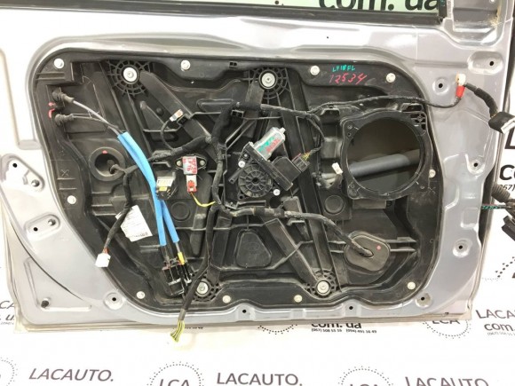 Стеклоподъемник панель перед лев Hyundai Sonata 15-17 82471C2010
