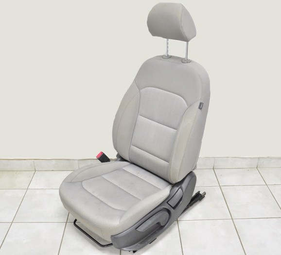 Водительское сидение Hyundai Elantra AD 17- без airbag, механич, тряпка сер 88100F3000XFZ взовано
