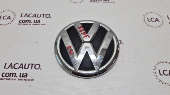Эмблема VW крышки багажника VW Passat b7 12-15 USA 5C6853630FULM