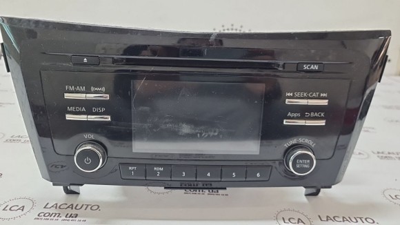 Магнитофон радио Nissan Rogue 14-16 S SV царапины 281859TB0A