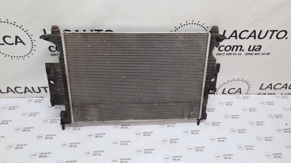 Радиатор охлаждения вода Ford Escape MK3 17-19 1.5T 2.0T EJ7Z8005C